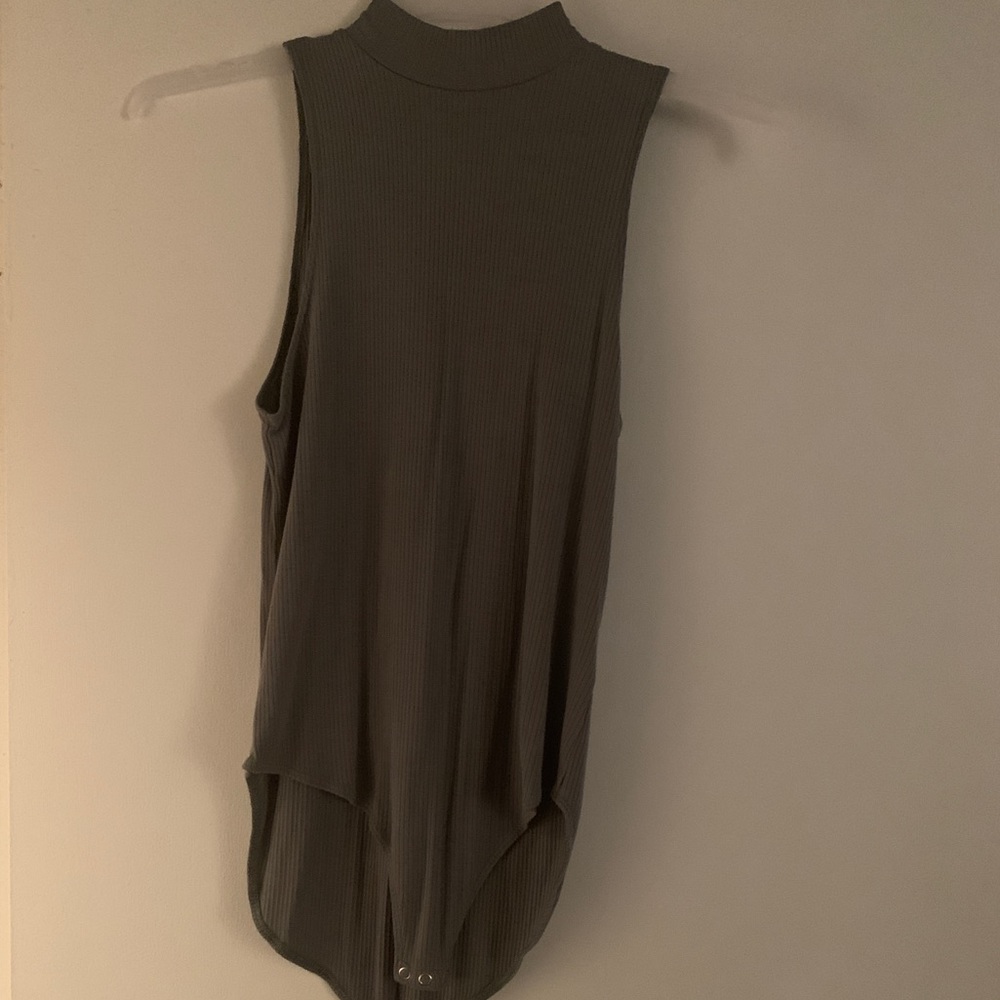 Turtle neck sleeveless bodysuit